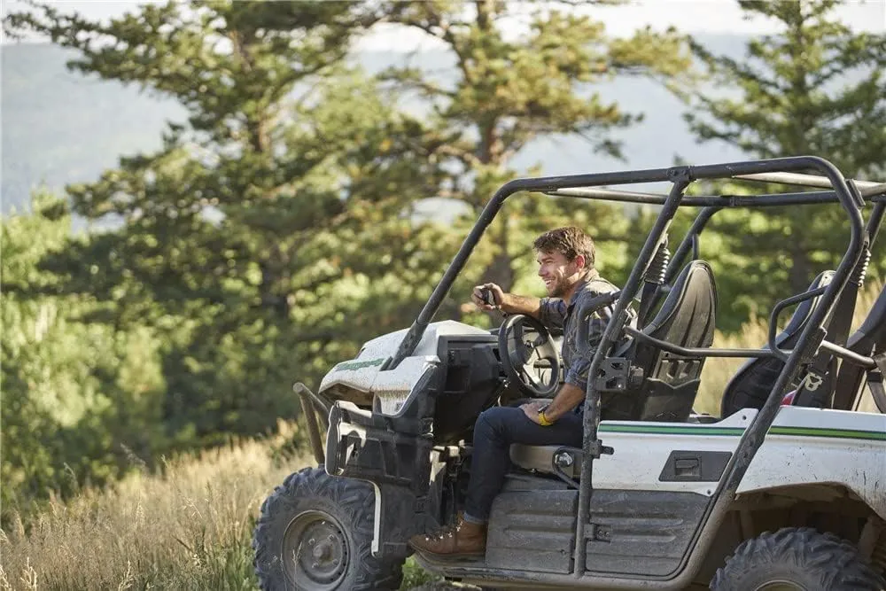 Midland  MXT115 - 15 Watt GMRS MicroMobile Two Way Trails Radio - Off Roading Outdoor RZR Farm - 8 Repeater Channels Extended Range - External Magnetic Mount Antenna - NOAA Weather Alerts