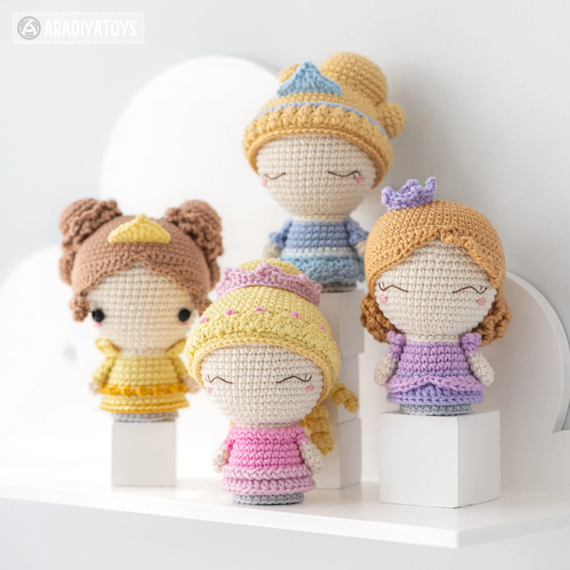 Mini Princesses from “Mini Kingdom” collection / crochet patterns by AradiyaToys (Amigurumi tutorial PDF file) / princess / amigurumi fairy